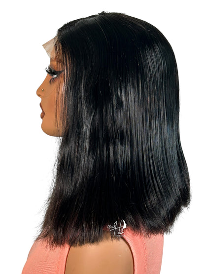 Perruque Lisse Courte 4x4 – Carré Chic, Naturelle & Facile à Porter